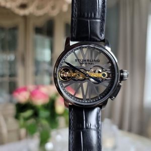 🔥Stuhrling Large Style Dress Watch Leather Band 17 Jewel See-Through Like New🔥